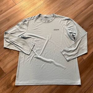 Patagonia Blue Athletic Casual Tshirt Men Large Bin K-105‎